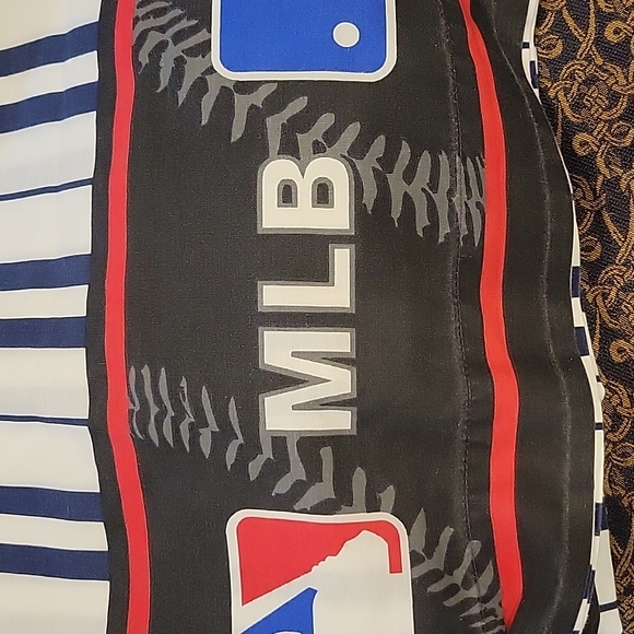 2006 Dan River YANKEES Twin Sheet Set 2-bottom 2-pillow shams - Picture 6 of 6